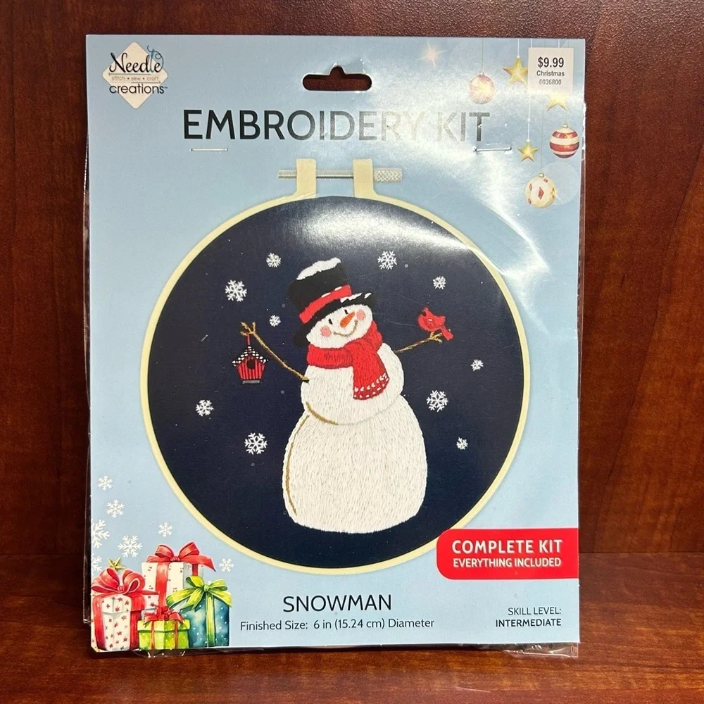 NIP Snowman Embroidery Kit with Hoop and Threads